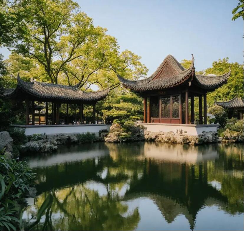 邵阳大祥赤裸餐饮有限公司