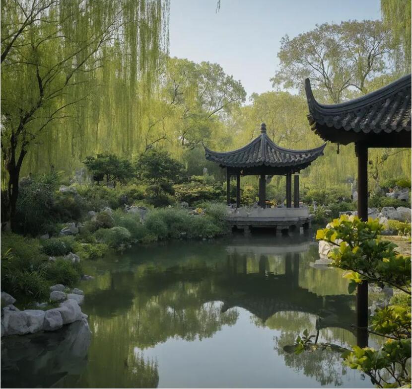 邵阳大祥赤裸餐饮有限公司